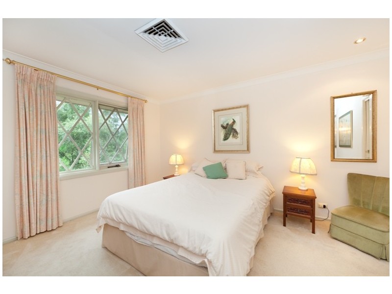 15 Garemyn Road, Middle Dural NSW 2158