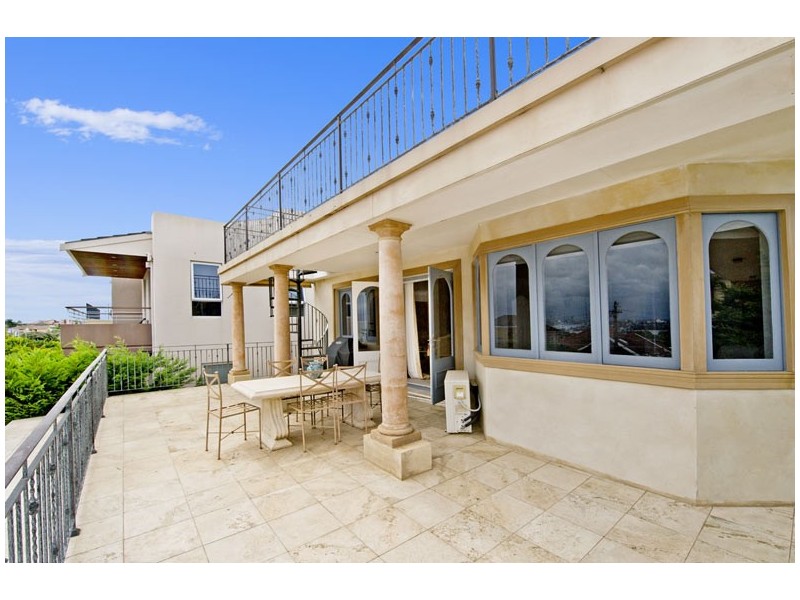 60 Wallangra Road, Dover Heights NSW 2030
