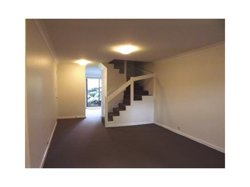 69 Moore Park Road, Centennial Park NSW 2021