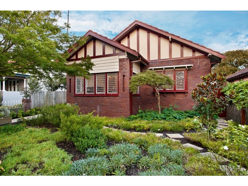 17 Fontaine Street, Chatswood NSW 2067