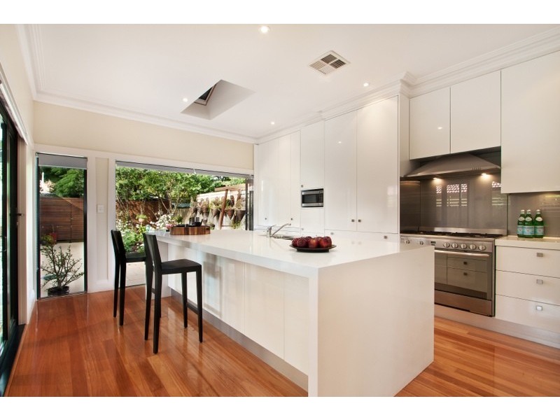 17 Fontaine Street, Chatswood NSW 2067