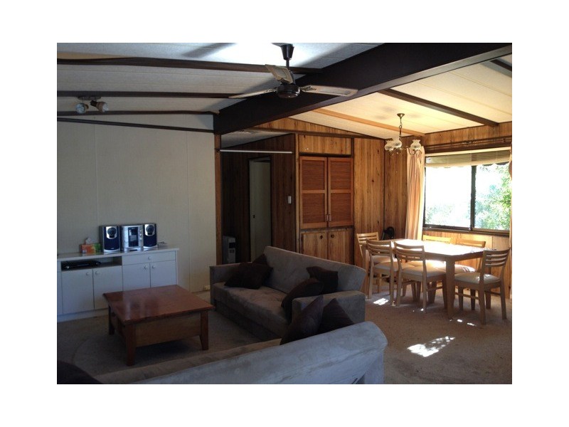 40 Acacia Street, Fishermans Paradise NSW 2539
