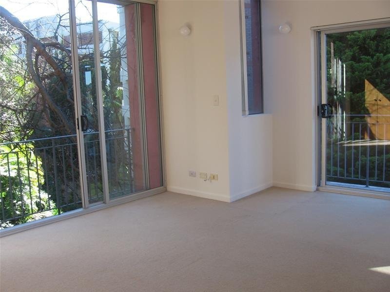 33 Ocean Avenue, Double Bay NSW 2028