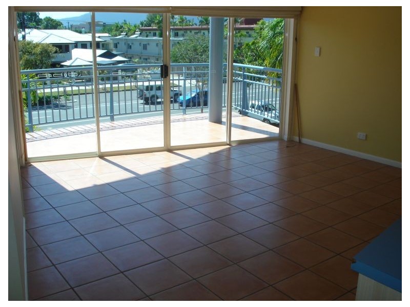 Cairns QLD 4870