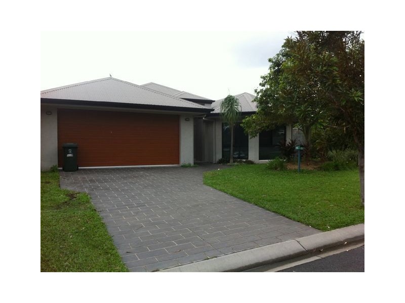 24 Seclusion Drive, Palm Cove QLD 4879