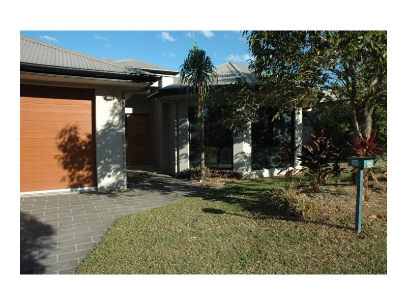 24 Seclusion Drive, Palm Cove QLD 4879