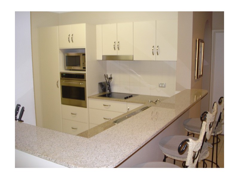 3/5 Amphora Street, Palm Cove QLD 4879