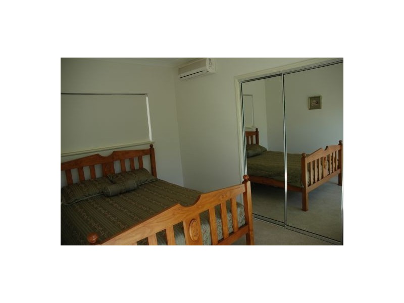 8 Seclusion Drive, Palm Cove QLD 4879