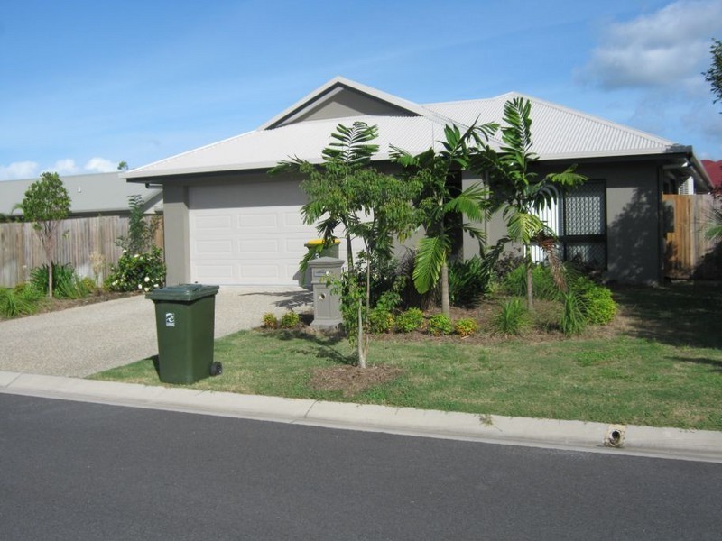6 Imooya Close, Trinity Park QLD 4879