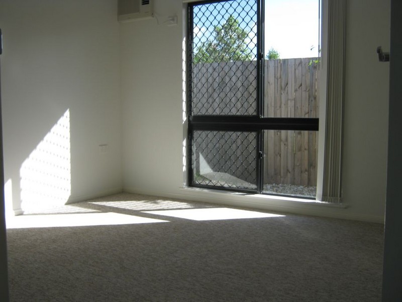 6 Imooya Close, Trinity Park QLD 4879
