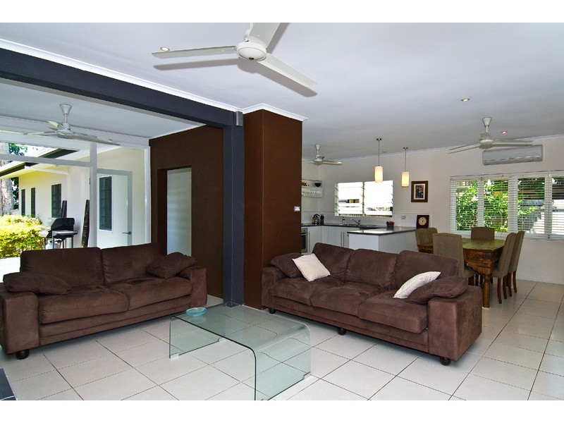 Clifton Beach QLD 4879