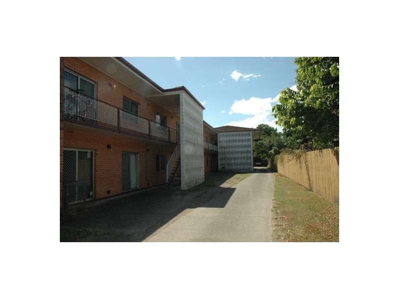 8/294 Draper Street, Parramatta Park QLD 4870