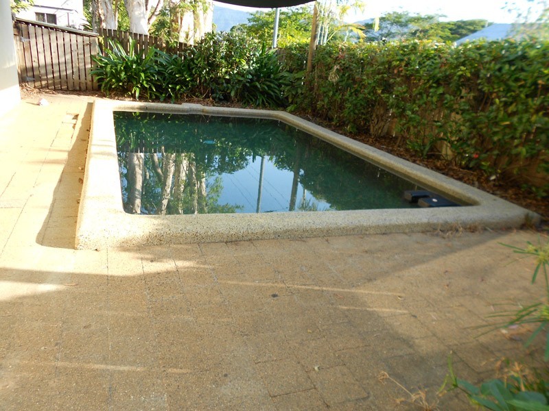Manunda QLD 4870