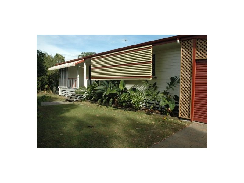 Manunda QLD 4870
