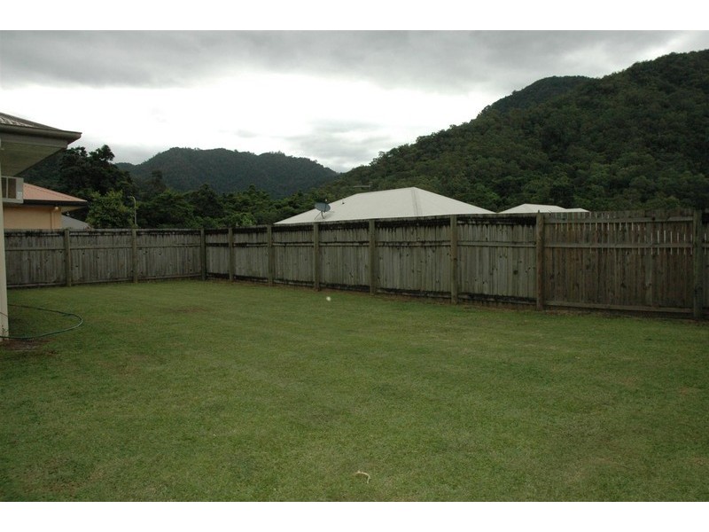 38 William Hickey Street, Redlynch QLD 4870