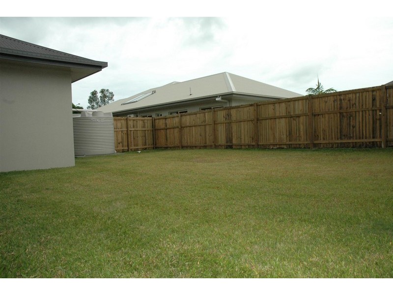 39 Selwyn Circuit, Trinity Park QLD 4879