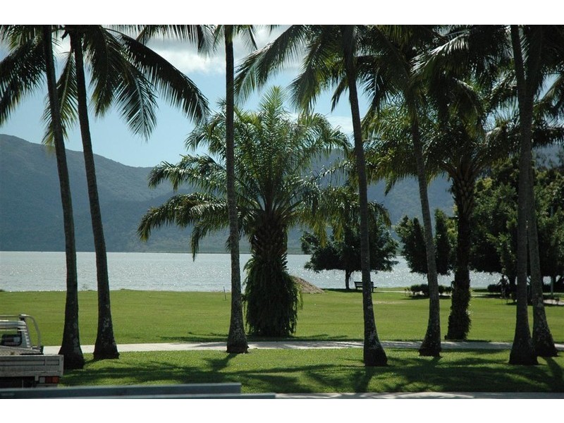 Cairns QLD 4870