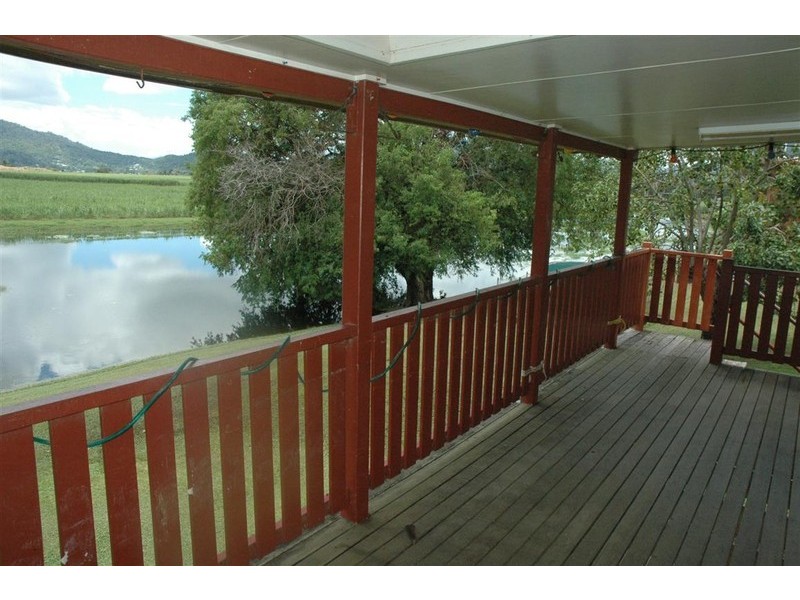 1/1044 Kamerunga Road, Caravonica QLD 4878