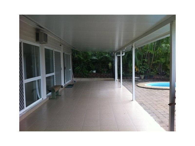 12 Hymes Street, Kanimbla QLD 4870