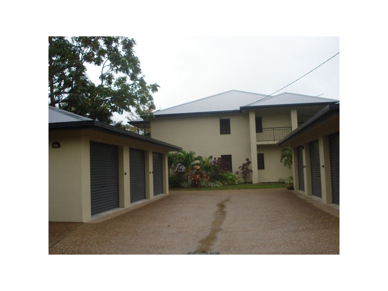 3/8 Macilwraith Street, Manunda QLD 4870