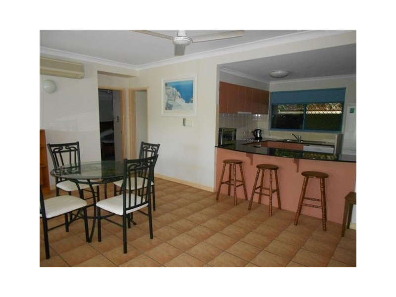 2/16-20 Ray Street, Yorkeys Knob QLD 4878