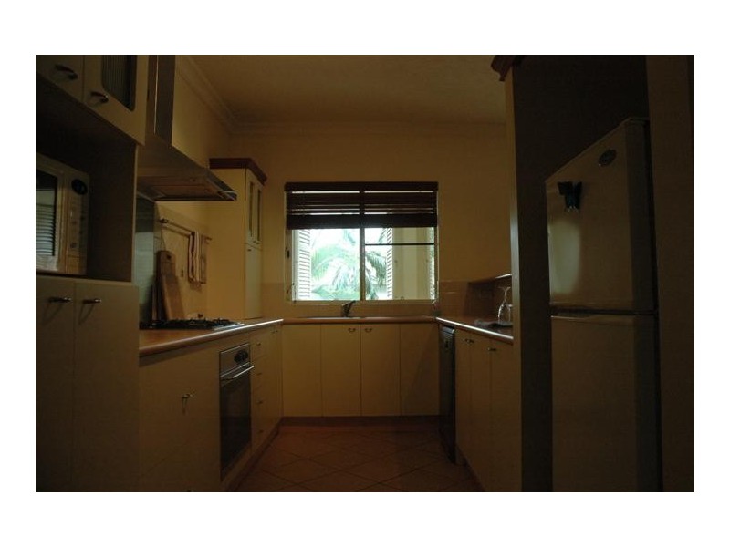 306/2 Greenslopes Street, Cairns North QLD 4870