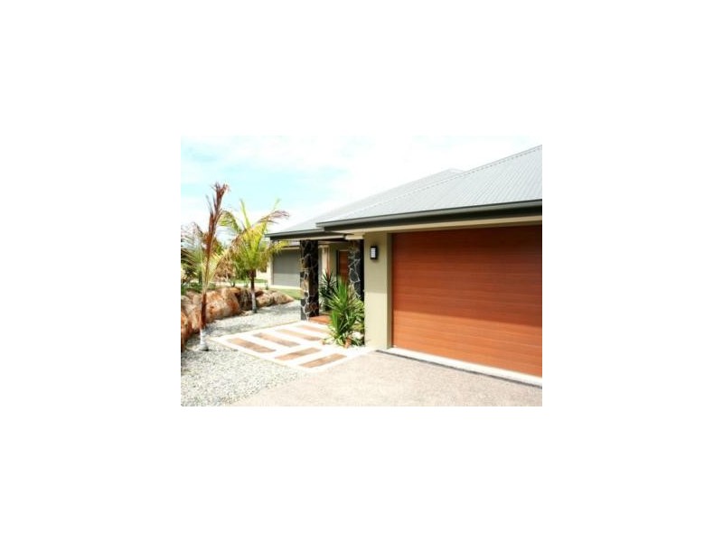 14 Savaii Close, Palm Cove QLD 4879