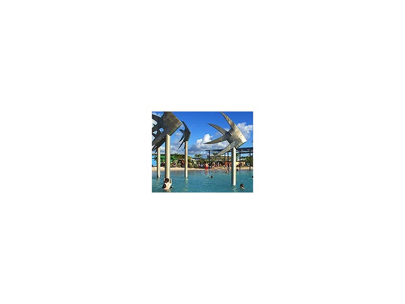 14 Savaii Close, Palm Cove QLD 4879