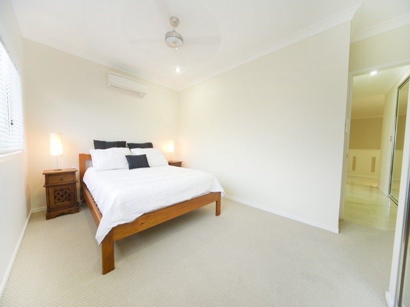 48 Harbour Drive, Trinity Park QLD 4879