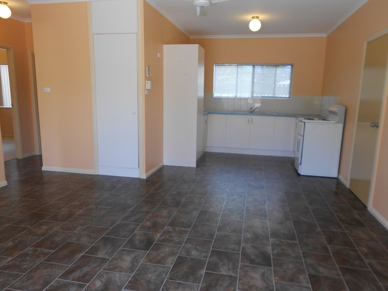 2/16 Golden Grove Drive, Bentley Park QLD 4869