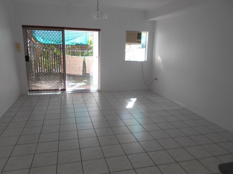 1/23 Rutherford Street, Yorkeys Knob QLD 4878