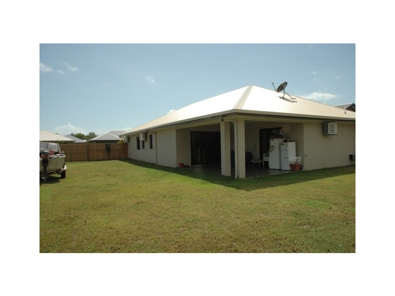 16 Fossilbrook Bend, Trinity Park QLD 4879