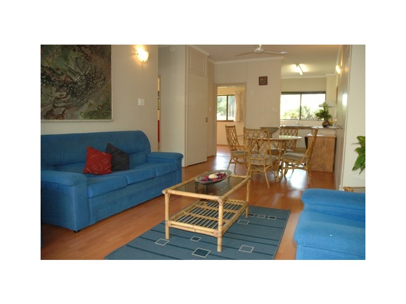 11/21 Poinciana Street, Holloways Beach QLD 4878