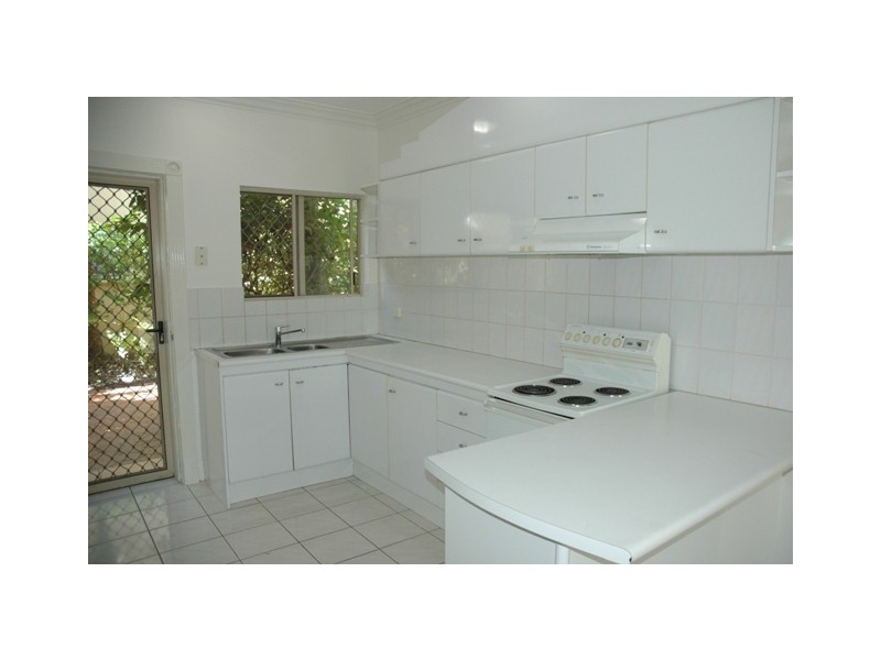 4/2-4 Springfield Crescent, Manoora QLD 4870