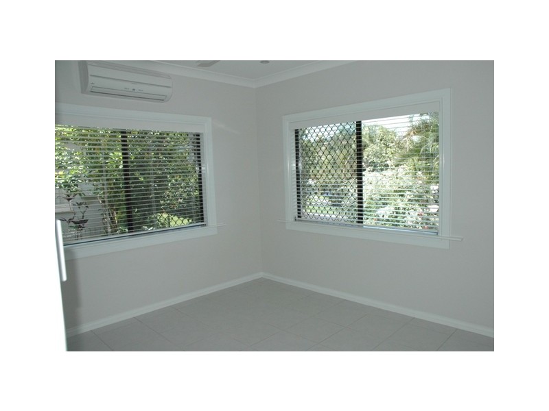 15 McFarlane Drive, Kanimbla QLD 4870