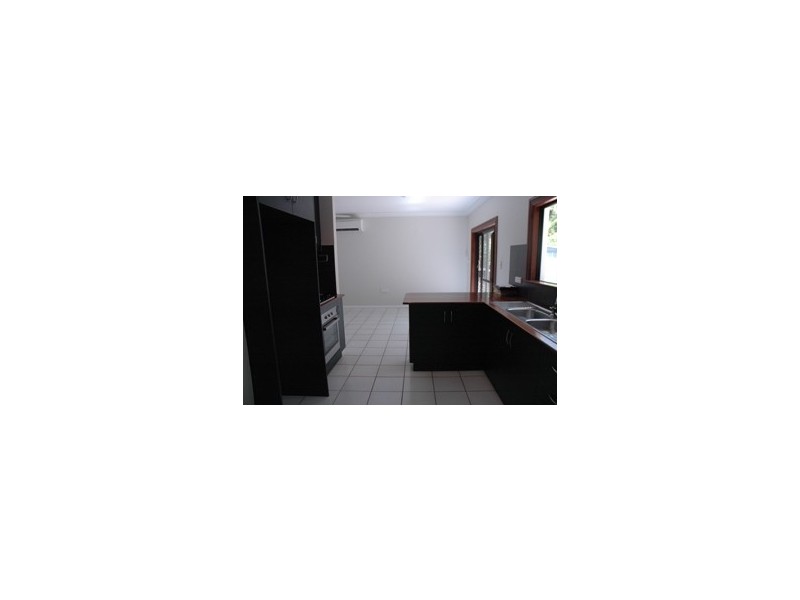 15 McFarlane Drive, Kanimbla QLD 4870
