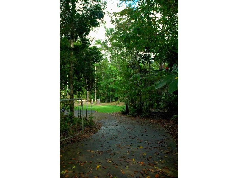 20 Bangalow Place, Kuranda QLD 4881