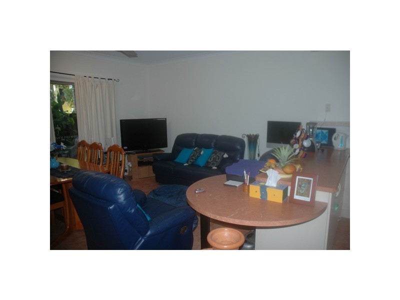 9/9 Oyster Court, Trinity Beach QLD 4879