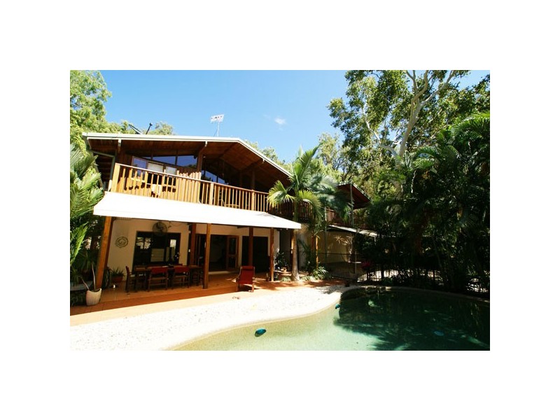 5 Alexandra Street, Clifton Beach QLD 4879