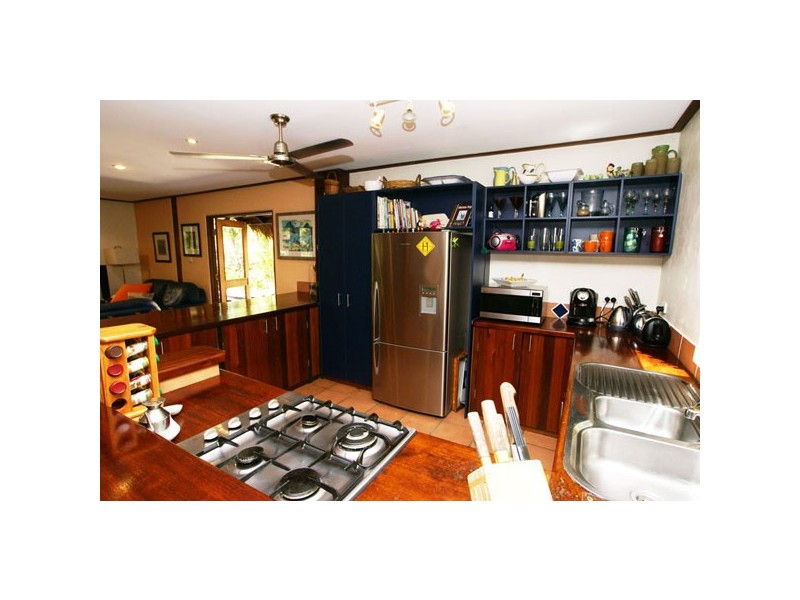 5 Alexandra Street, Clifton Beach QLD 4879