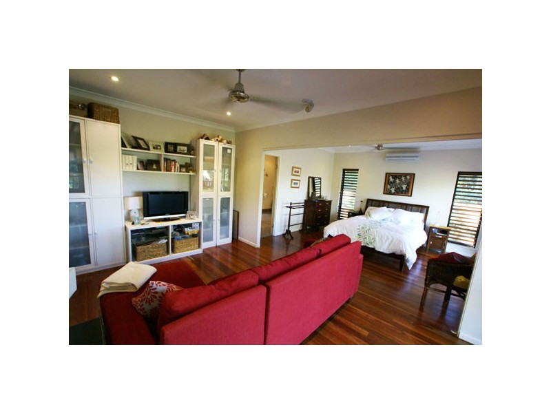 5 Alexandra Street, Clifton Beach QLD 4879