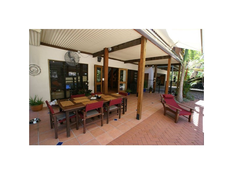 5 Alexandra Street, Clifton Beach QLD 4879