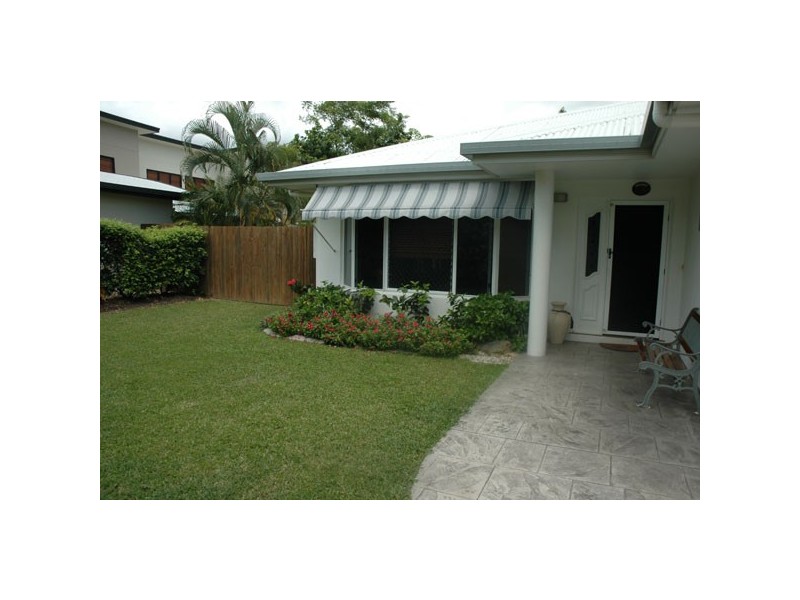 1 Barrier Close, Clifton Beach QLD 4879