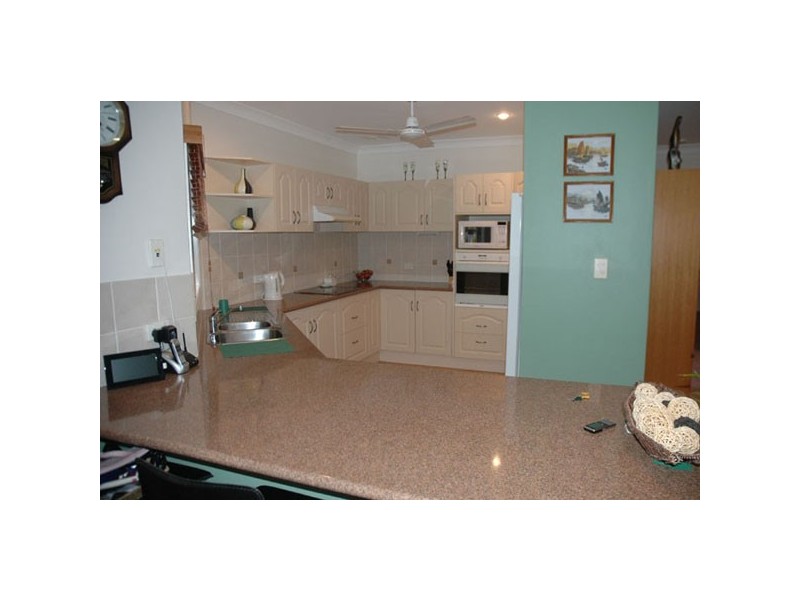 1 Barrier Close, Clifton Beach QLD 4879
