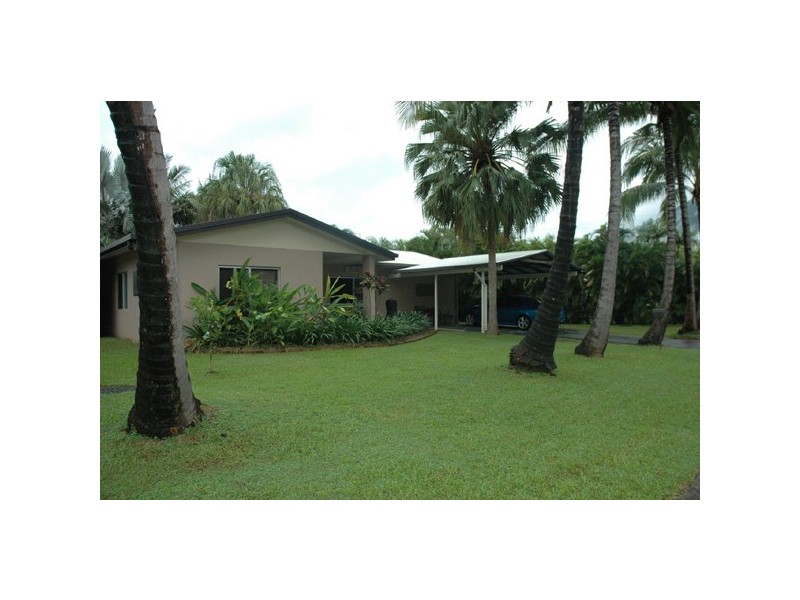 80 Impey Street, Caravonica QLD 4878