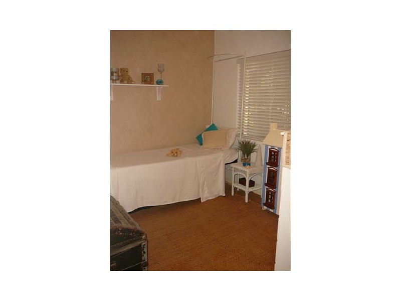 80 Impey Street, Caravonica QLD 4878