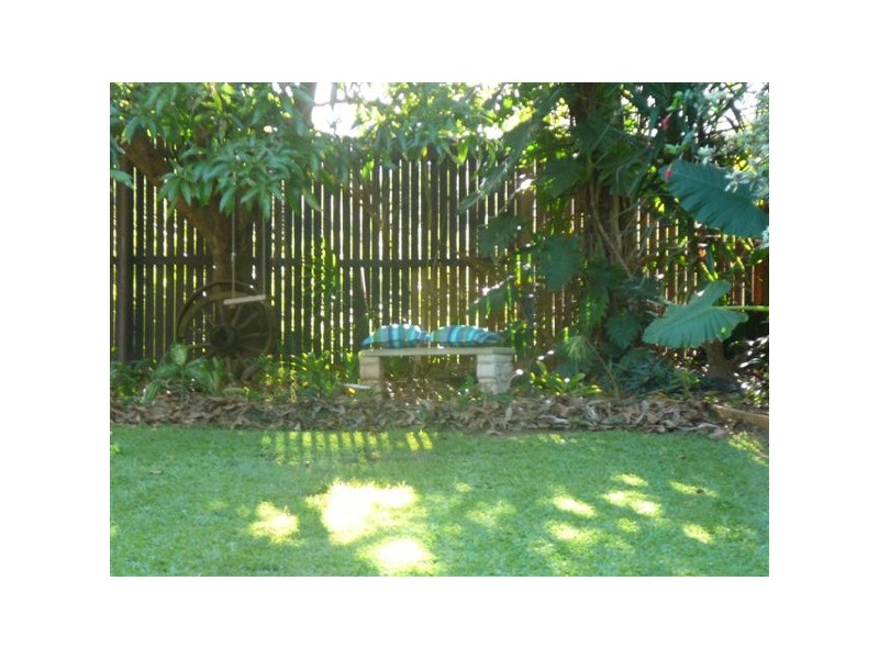 80 Impey Street, Caravonica QLD 4878