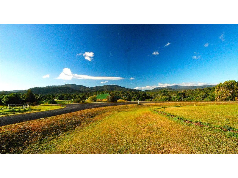 7 Pomp Close, Kuranda QLD 4881