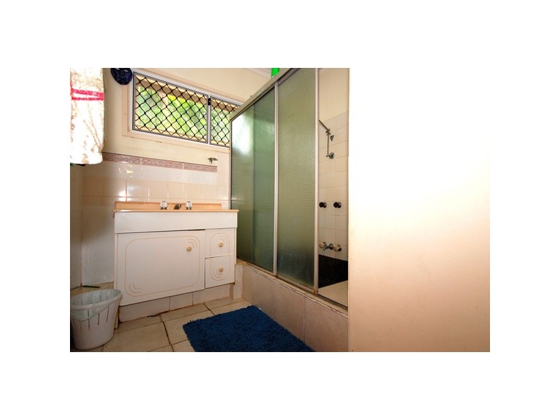 6 Granadilla Street, Holloways Beach QLD 4878