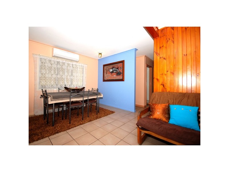 6 Granadilla Street, Holloways Beach QLD 4878